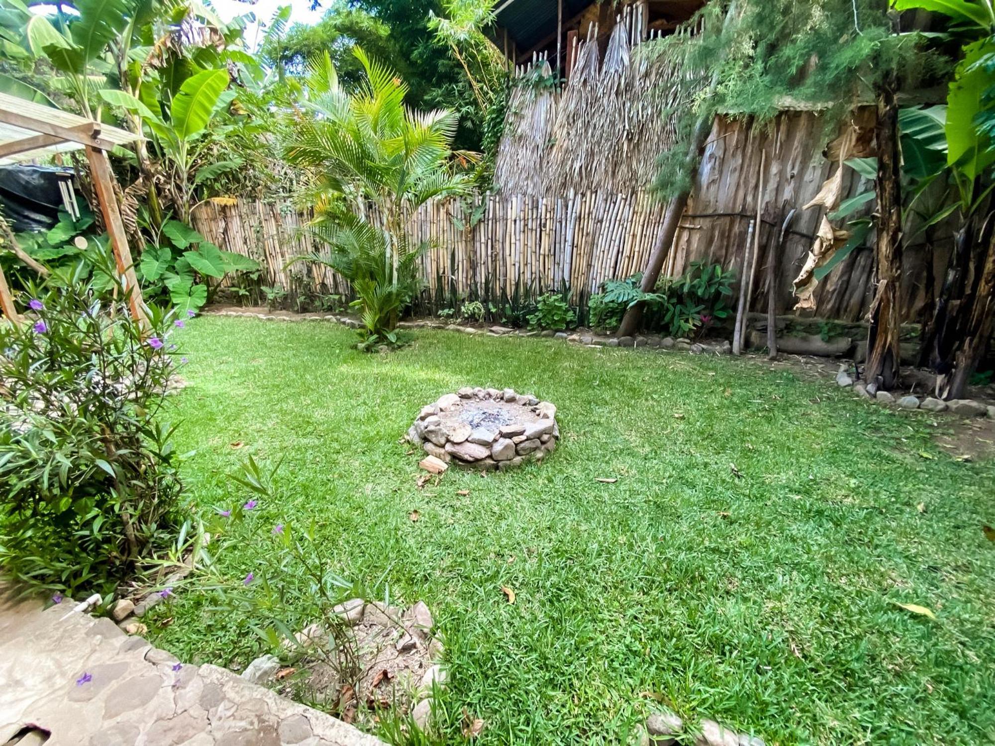 Unicorn Reborn - Peaceful Rentals ซาน มาร์กอส ลา ลากูนา ภายนอก รูปภาพ